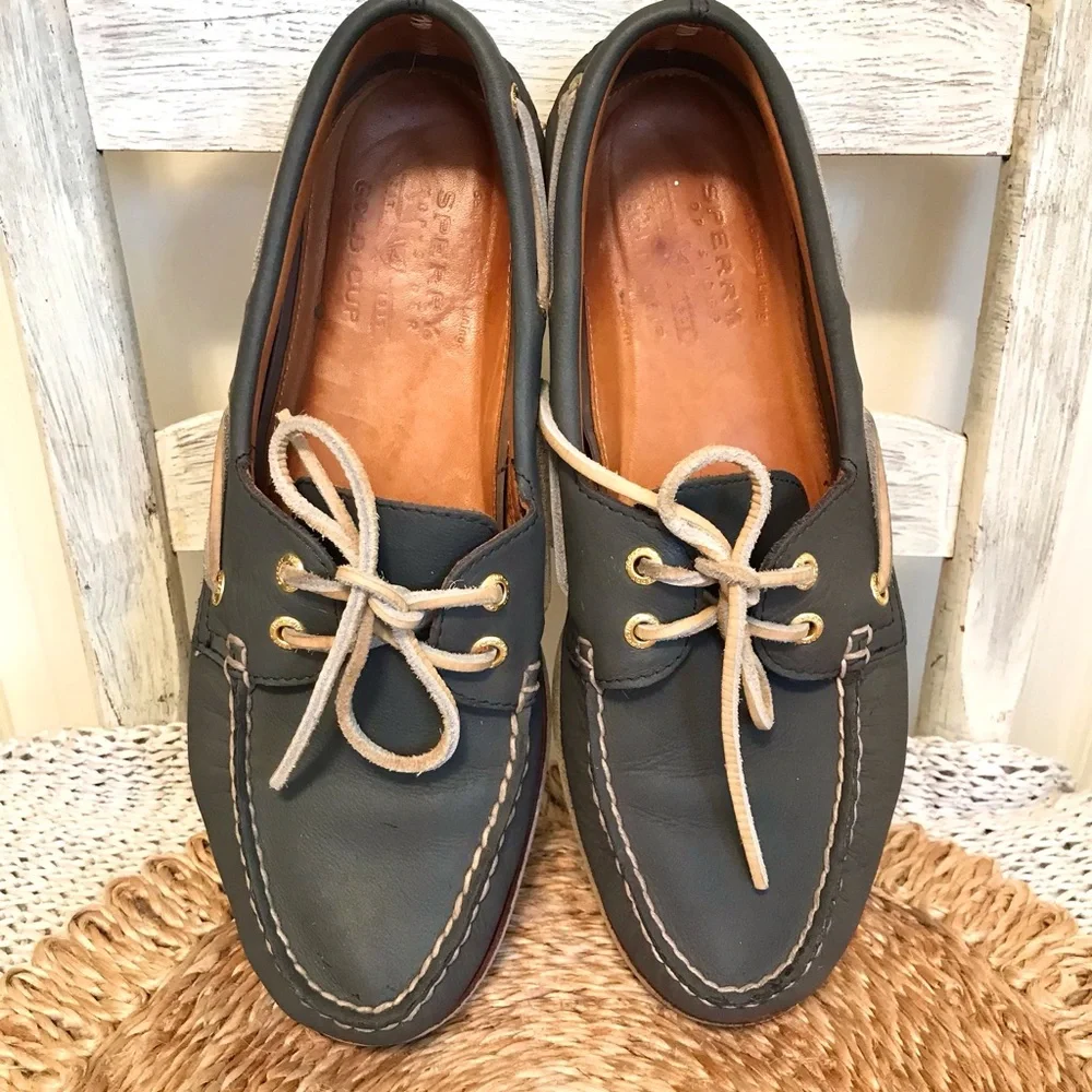 Sperry Gold Cup Authentic Original 2-Eye Boat Shoe Size 10
